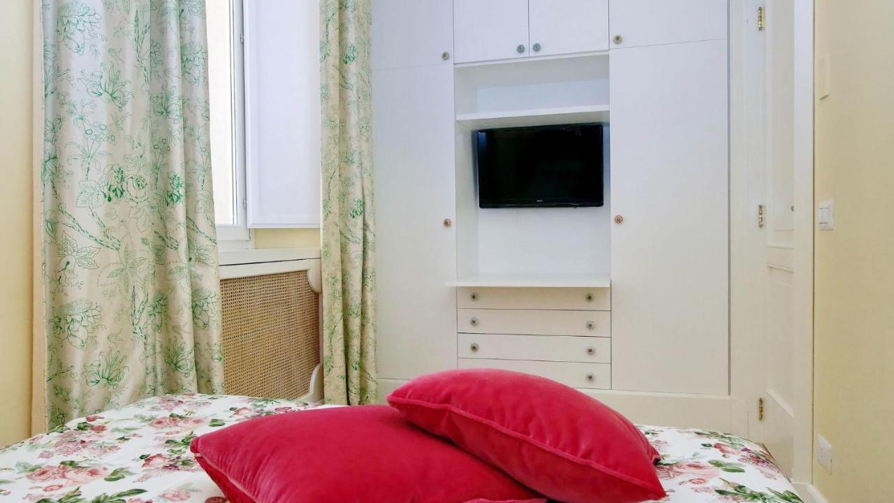 Segreta Penthouse * Roma